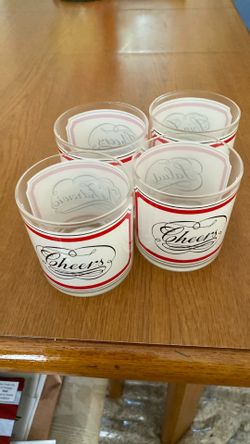 Set of 4 cocktail glasses!