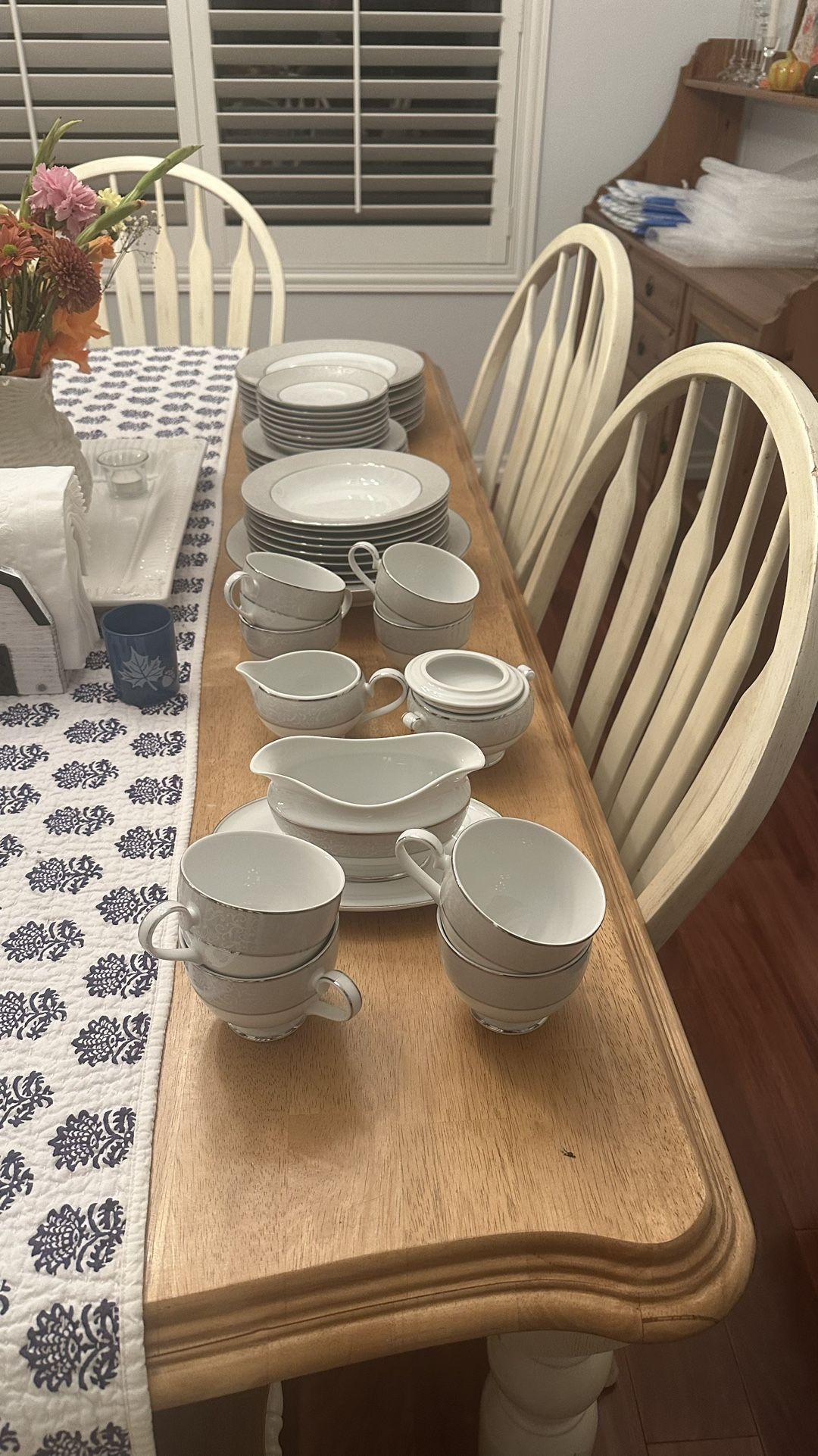 Mikasa L3438 Parchment