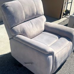 Rocker Recliner, Gray Fabric, Pillow Top Arms, Manual Rocking Recliner, New Open Box