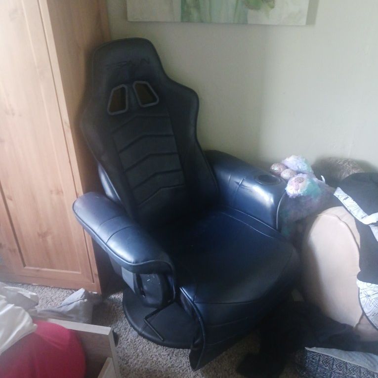 A Dark Blue,Respawn Recliner Chair