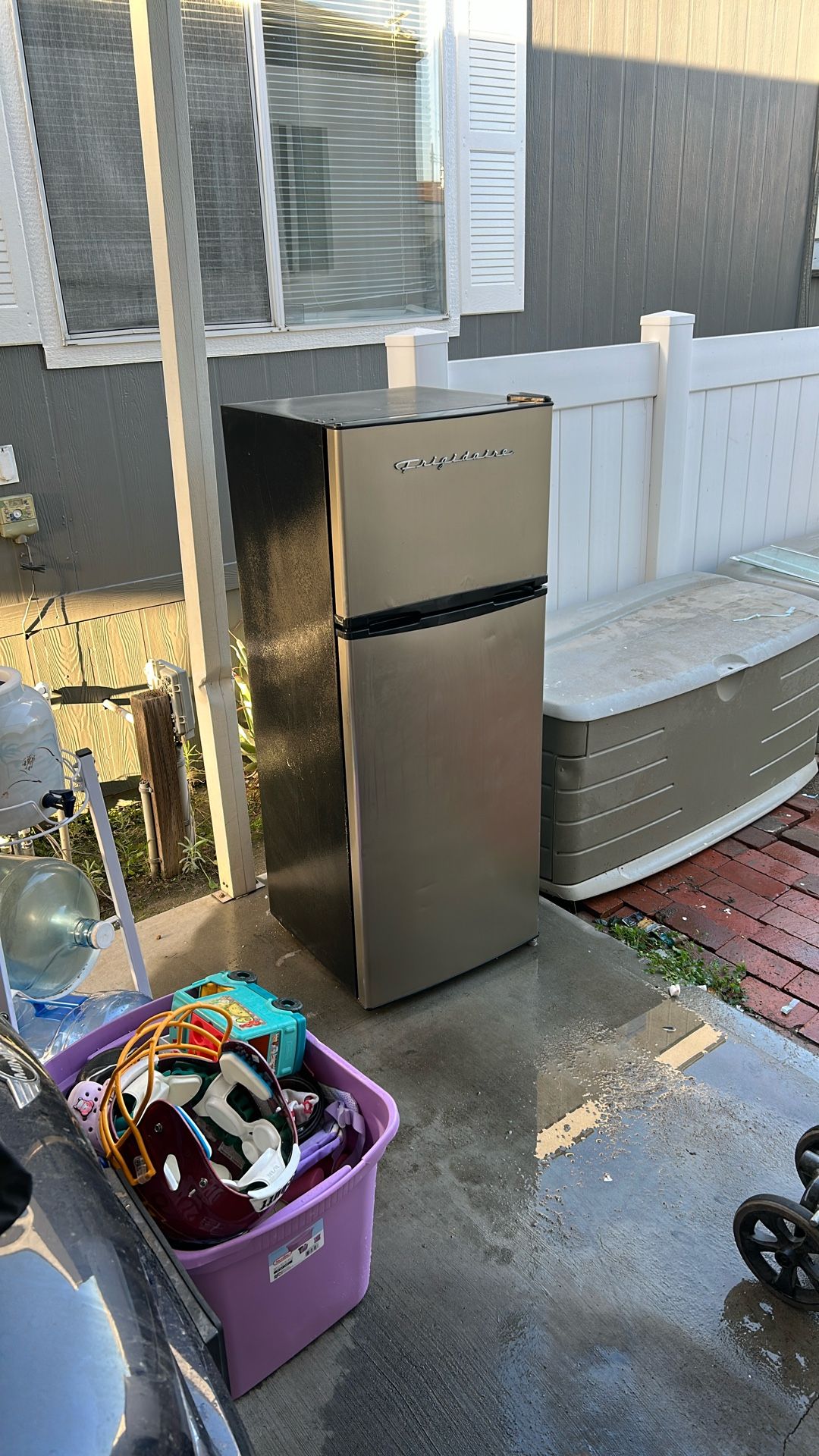 Frigidaire refrigerator