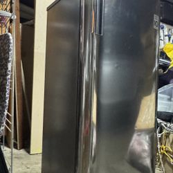 LG Single Door Top Freezer Refrigerator with Inverter Compressor & Pocket Handle