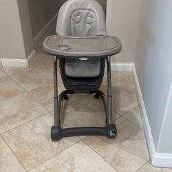 high chair 