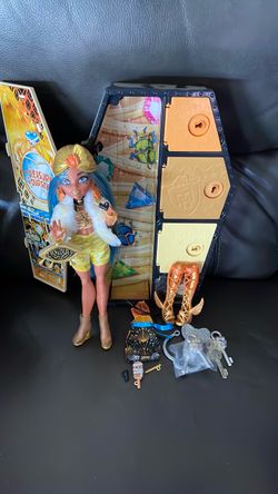 Monster high Skulltimate Secrets fearidescent Cleo De Nile
