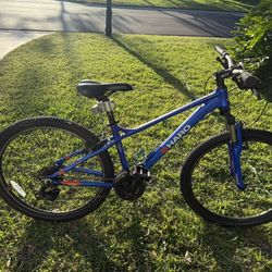 2018 Haro Flightline One men’s bicycle 