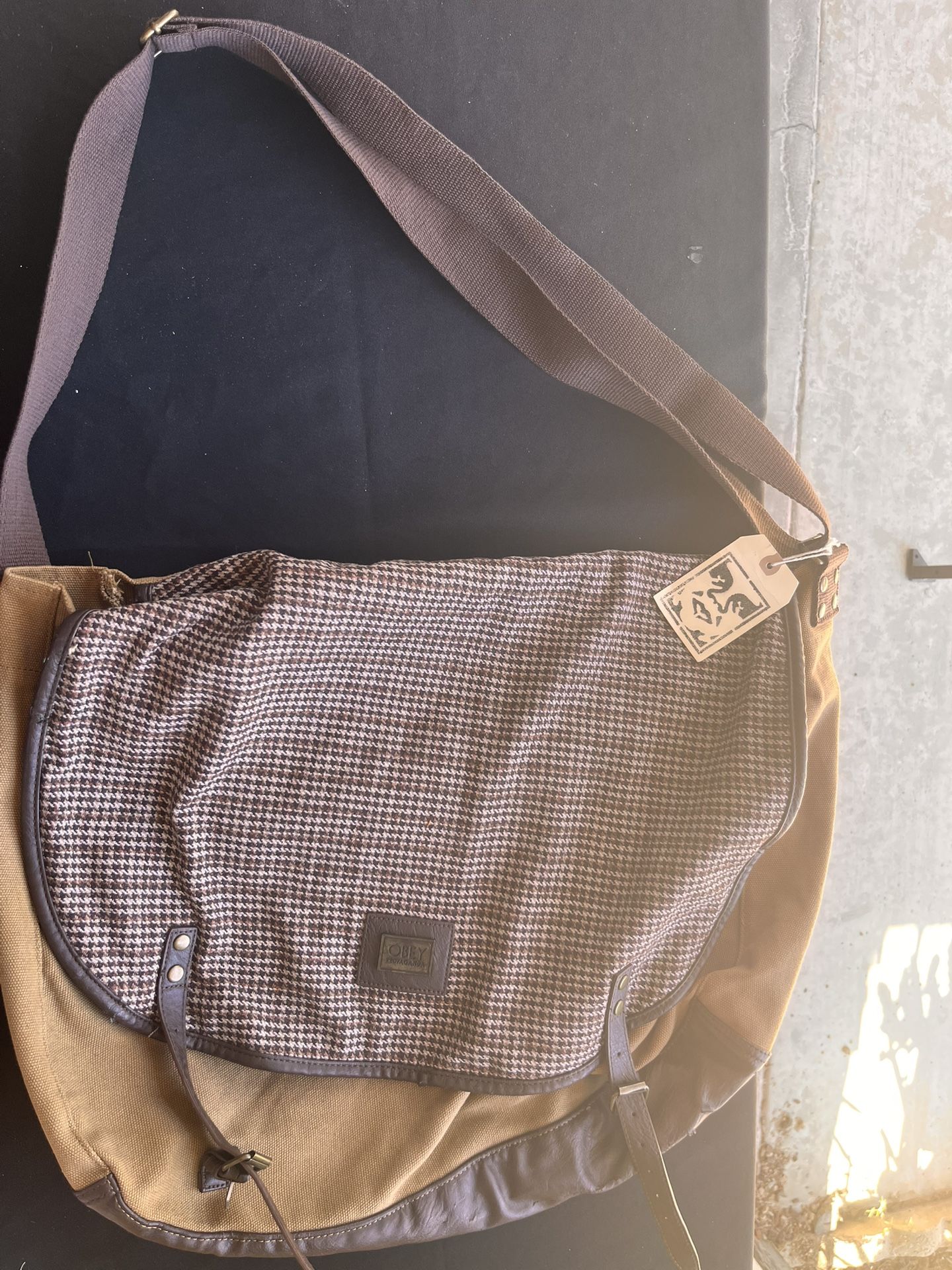 OBEY Messenger/Laptop Bag