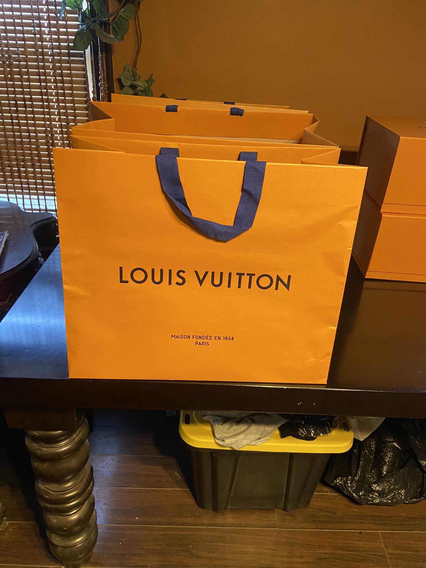 LV Shopping Bags 