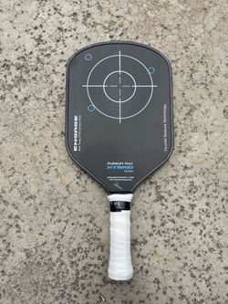 Black Engage Pursuit Pro Hybrid 1 Pickleball Paddle