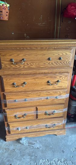 Free dresser