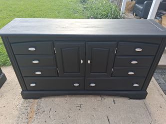 Dresser With matching nightstand