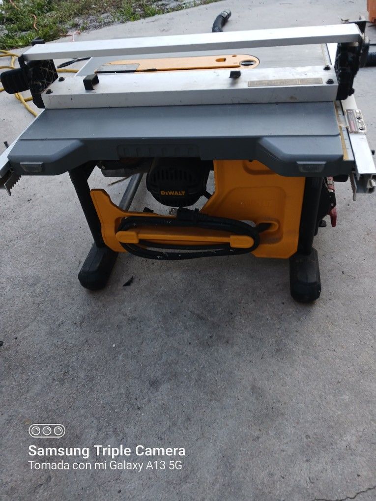 Deewalt Table Saw Good Condition