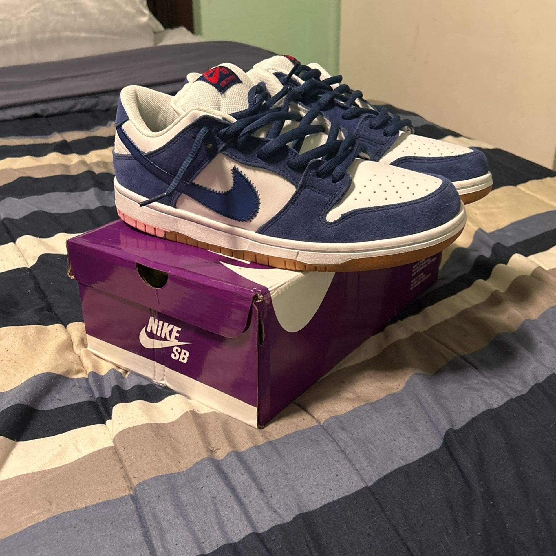 LA Dodger SB Dunk Size 10.5
