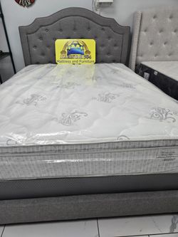 Queen sizes bed
