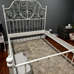White Iron Full Size Bed Frame 