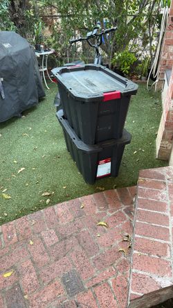 Husky 35 Gallon Storage Stacks