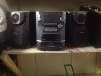 Panasonic Radio/Stereo 2 Cassette player with antenna (Cd doesn't work)