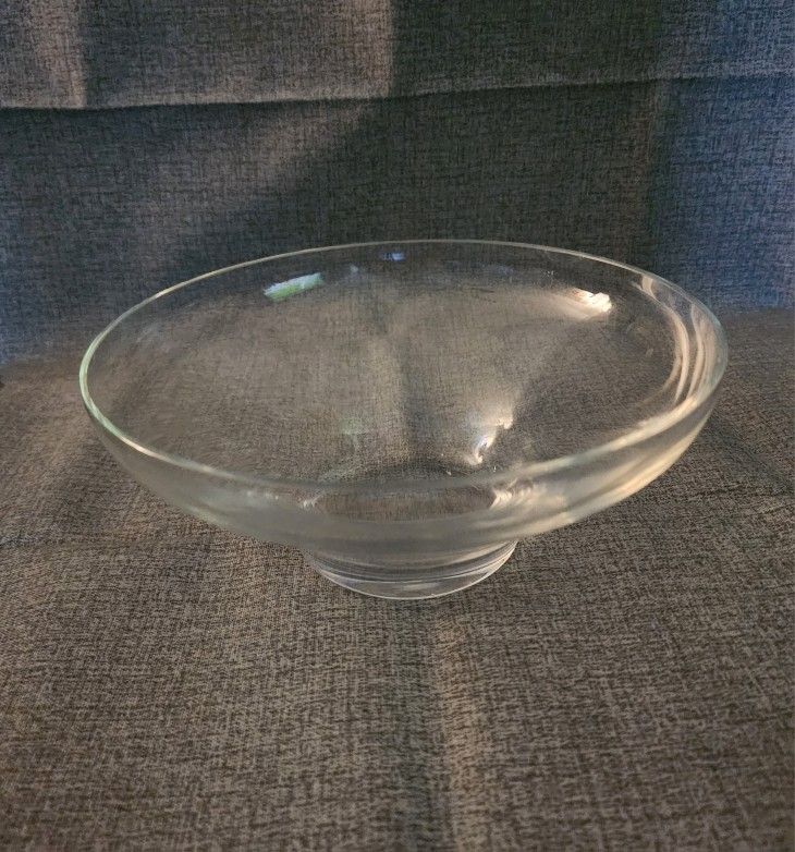 Fine Crystal Clear Glass Bowl.