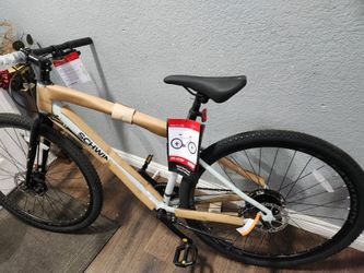Schwinn Bike Aluminum junction  28 700 7 Speed New Ready To Ride good condition