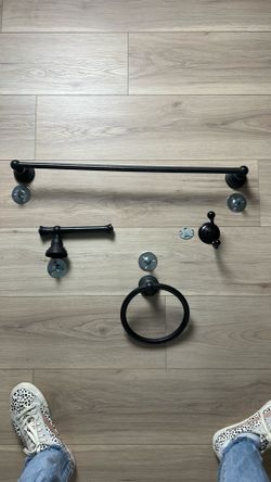 accessory Set of 4 bathroom bar, toilet holder, towel holder accessories