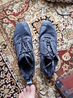 Black Adidas mens 14