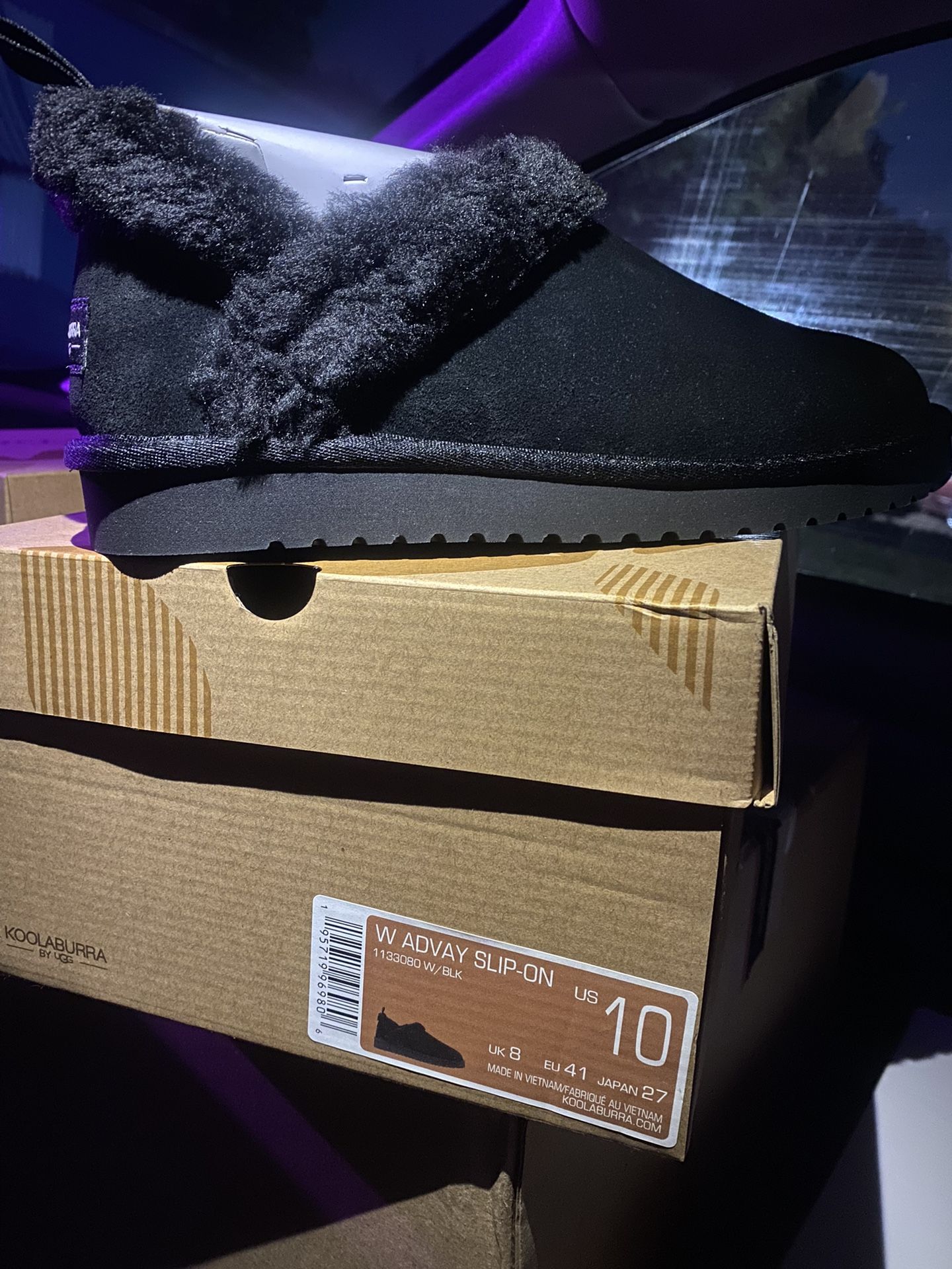 UGG Slip On