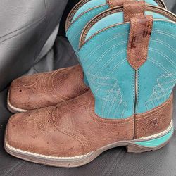 Women’s Ariat boots Size 7.5