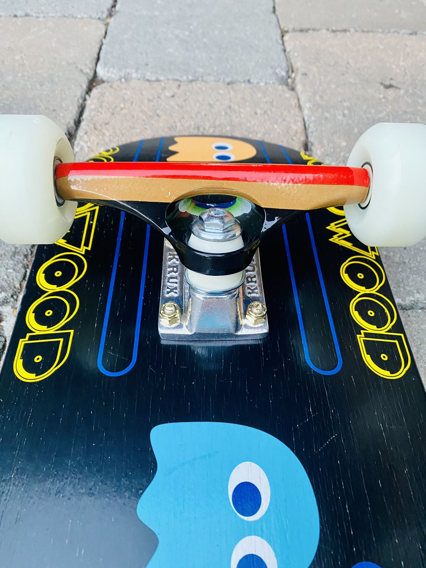 Goodwood Skateboards PACMAN Complete Skateboard 8 x 32 Krux Trucks