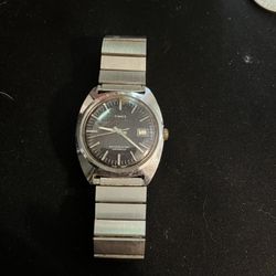 Vintage 1977 Timex Viscount