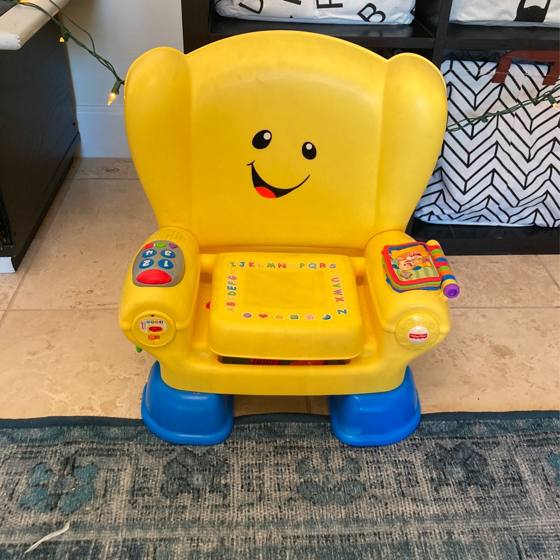 Fisher-Price Laugh and Learn Smart Stages Chair, Yellow