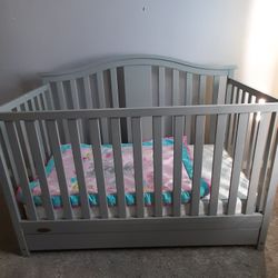 Baby Crib With Matress