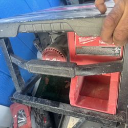 Milwakee  M18 Mitter And Table Saw