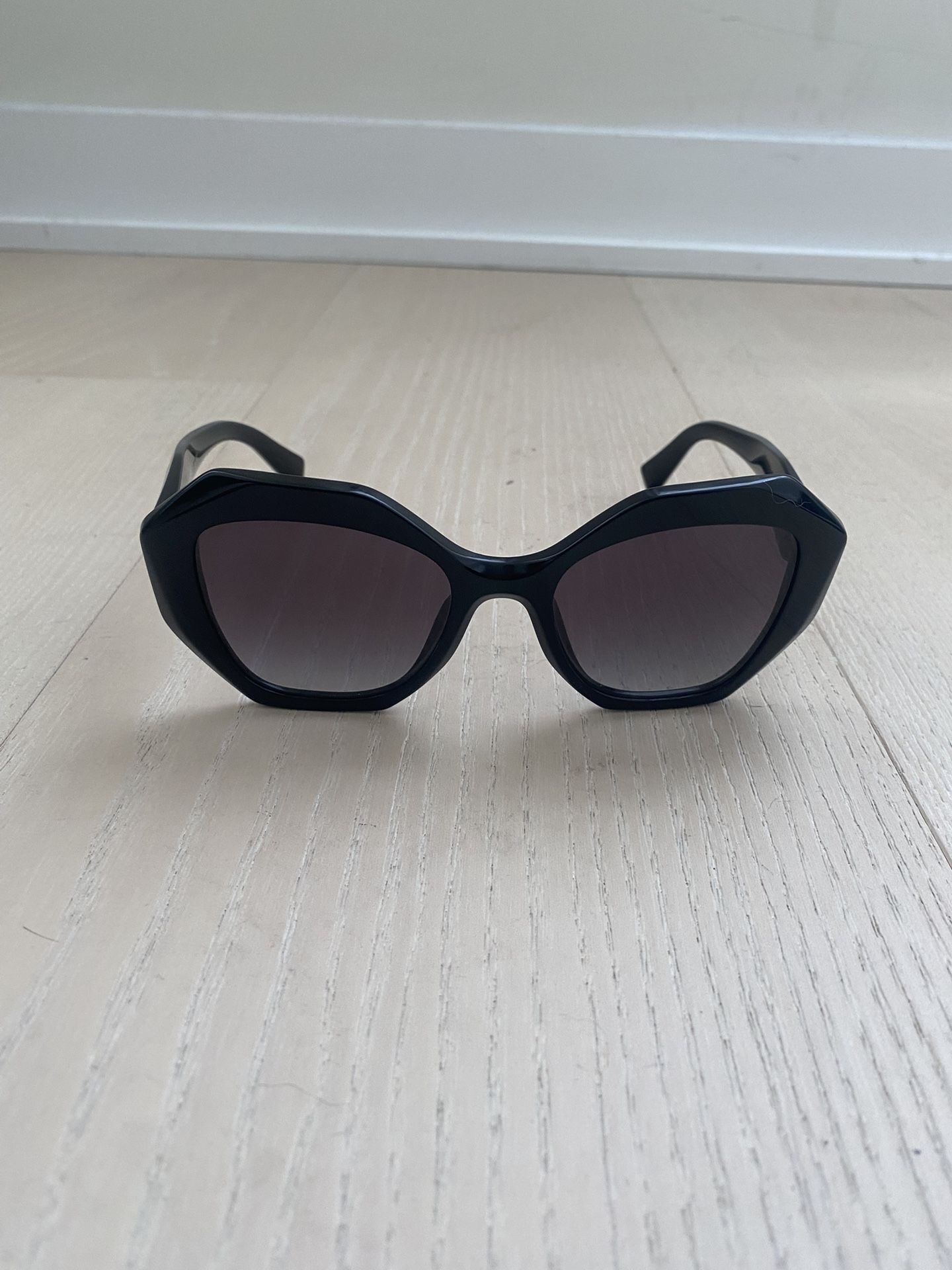 PRADA Milano Shades (women)