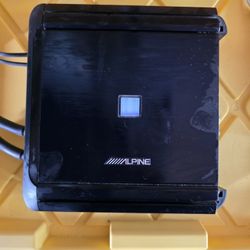 Alpine Amplifier 