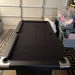 7ft Pool Table