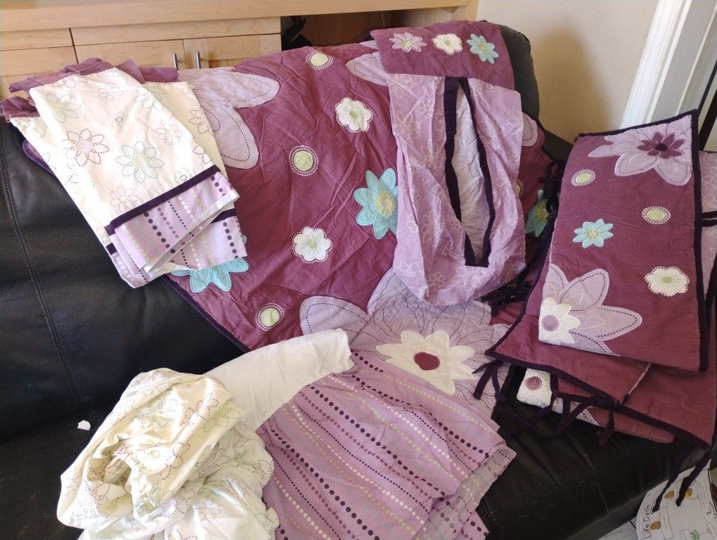 Crib Set For Girls