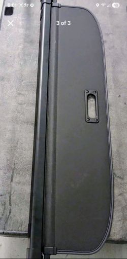 SUBARU TRUNK SHADE/CARGO COVER (OEM)