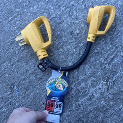 Camper/RV Dogbone Electrical Adapter-Camco PowerGrip