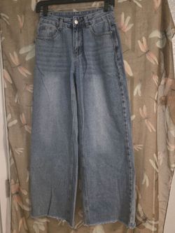 Size 28 Baggy Jeans