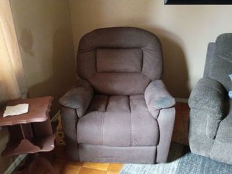 Recliner chair with a lift for senior citizen