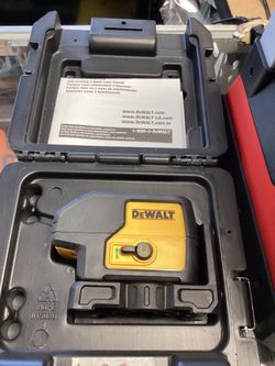EWALT 100 ft. Green Self-Leveling 3-Spot Laser Level with (2) AA Batteries & Case $220