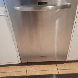 KitchenAid Dishwasher 