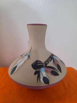 Vintage Betty Selby Southwestern Pottery  Vase 364-89. Beautiful