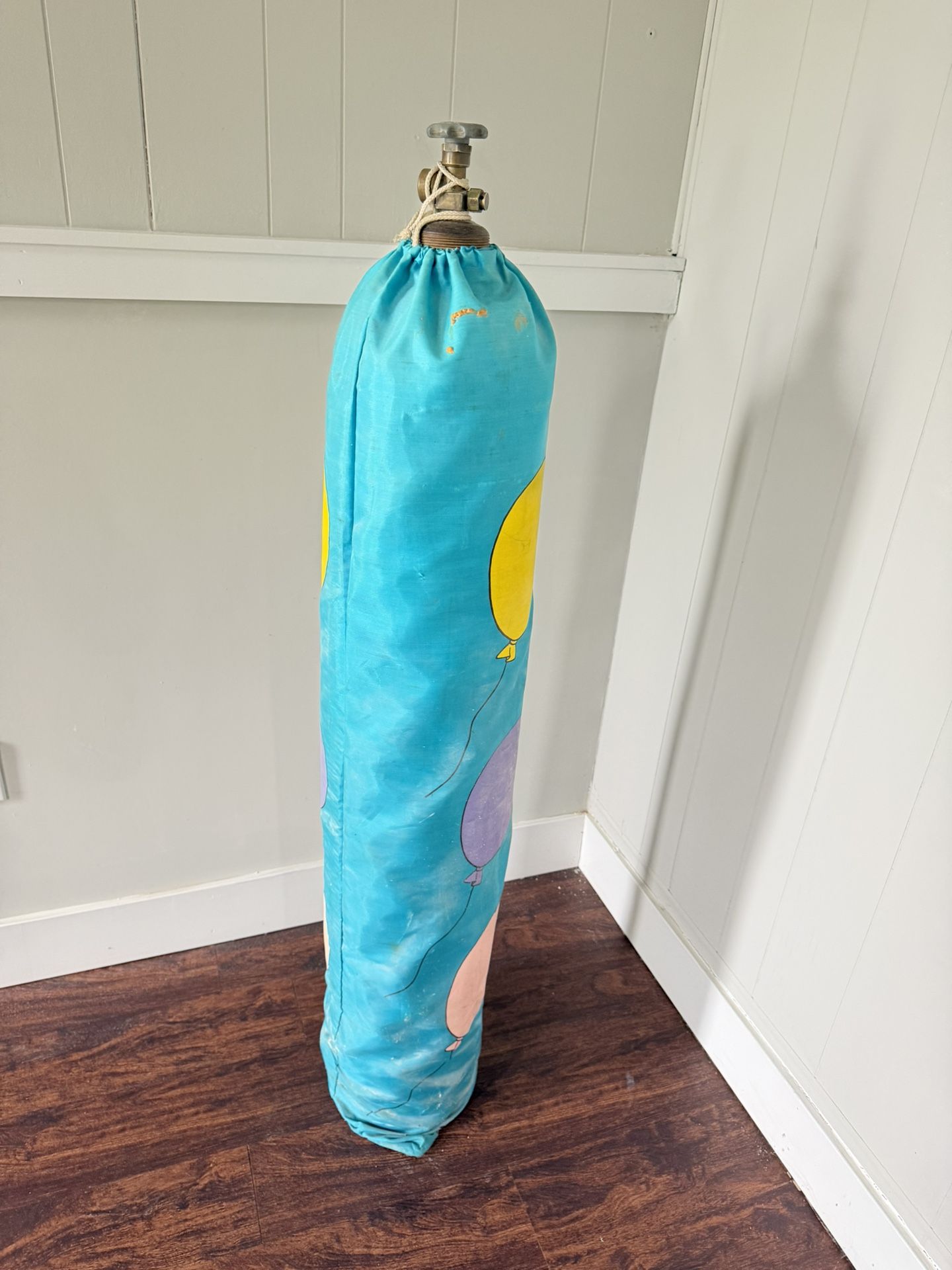Large Commerical Helium Tank