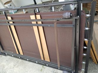 Foldable bed frame