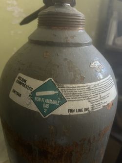 Large (291 cf) Helium Tank