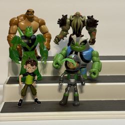 Ben 10 Action Figures