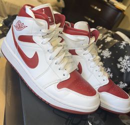 Women Jordan1 Mid