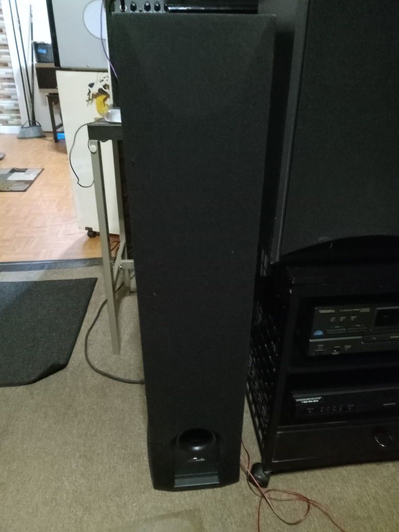 Polk Audio Tower Speakers 37" Tall 8"wide R50's