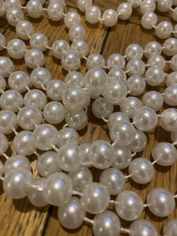 Faux Pearls- 7.5 Yds 