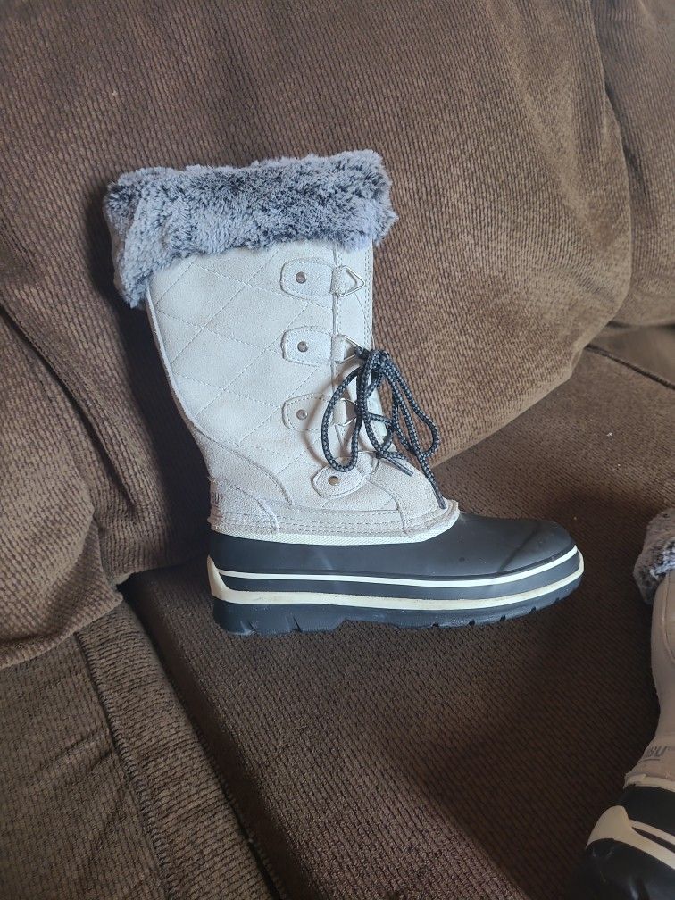 Khombu Beige Color Size 6M